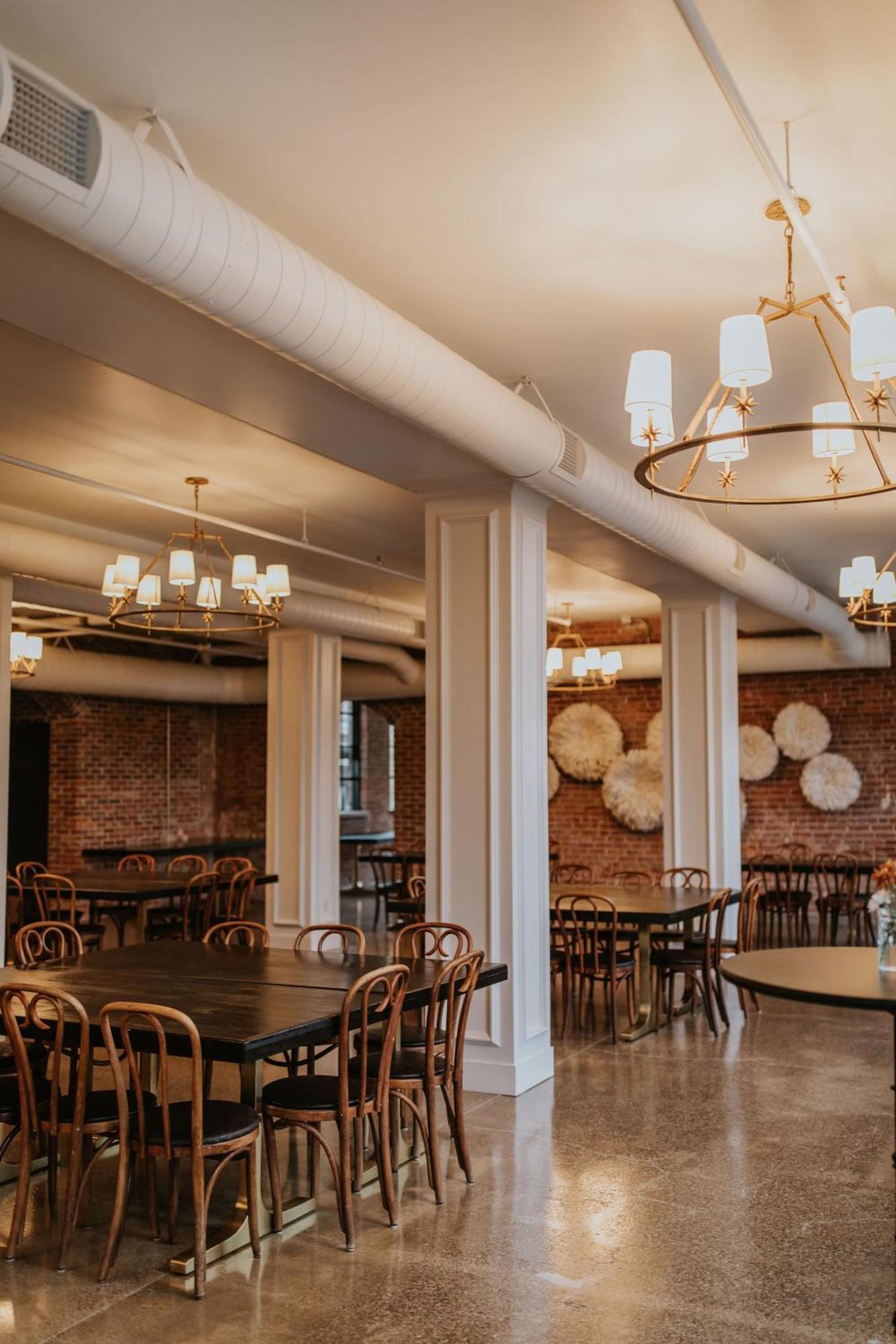 Hatchery Hotel & Event Center La Crosse Buitenkant foto