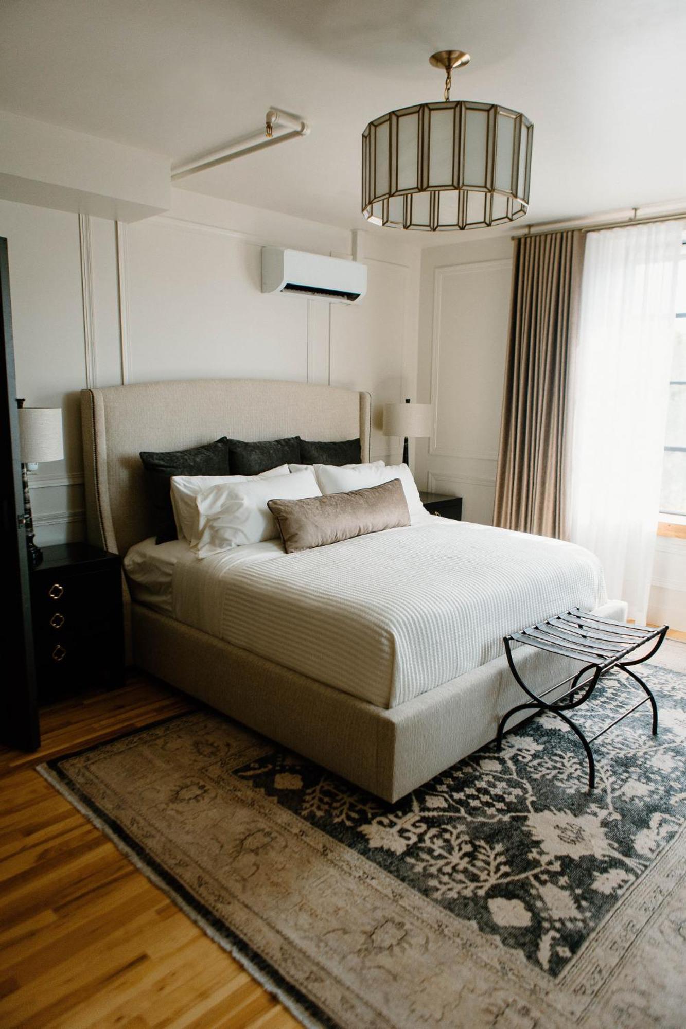 Hatchery Hotel & Event Center La Crosse Buitenkant foto