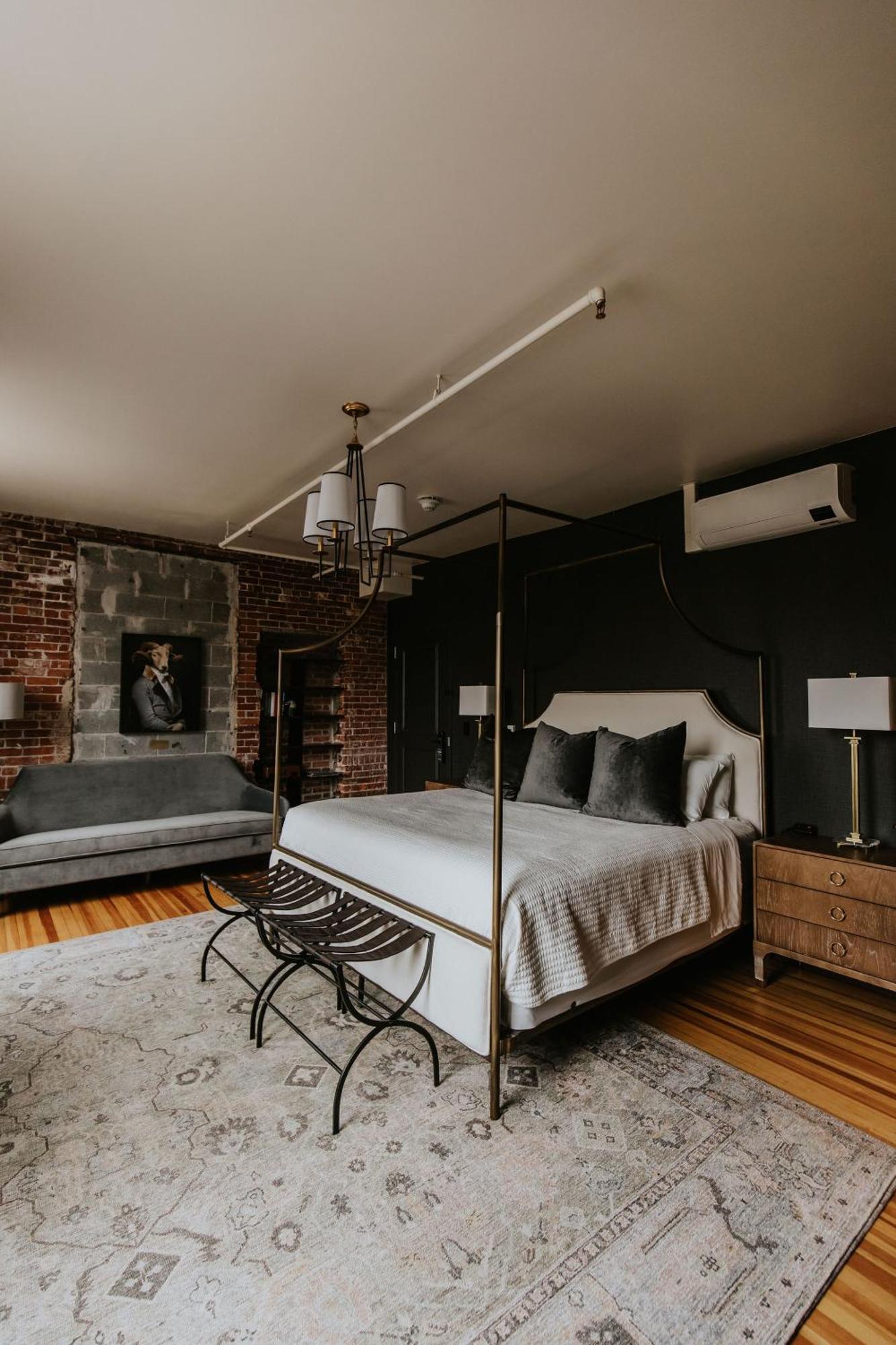 Hatchery Hotel & Event Center La Crosse Buitenkant foto