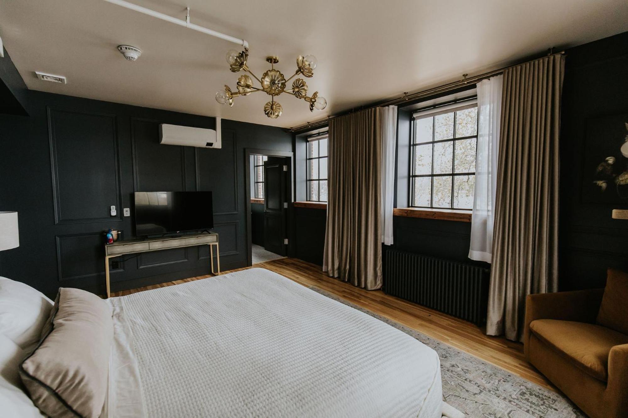 Hatchery Hotel & Event Center La Crosse Buitenkant foto