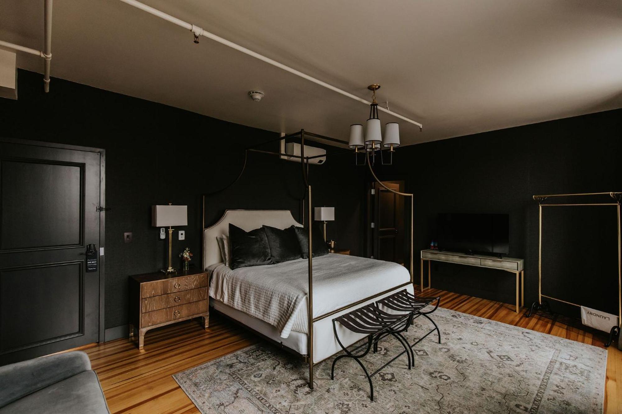 Hatchery Hotel & Event Center La Crosse Buitenkant foto